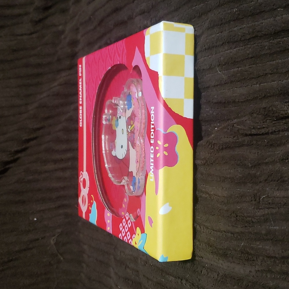 Loungefly Hello Kitty 3" confetti pin - Picture 5 of 8
